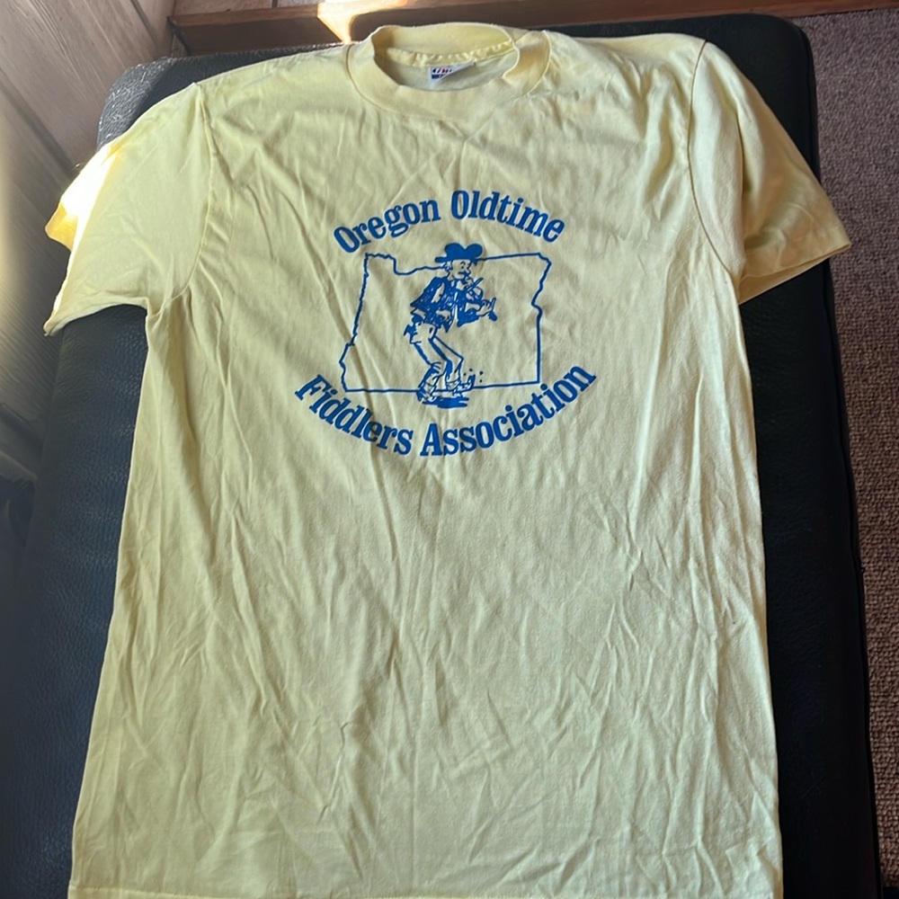 Vintage fiddlers T size L